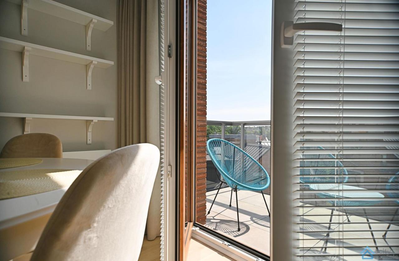 Beige 3City Apartment With Parking In Gdansk By Noclegi Renters Exterior foto